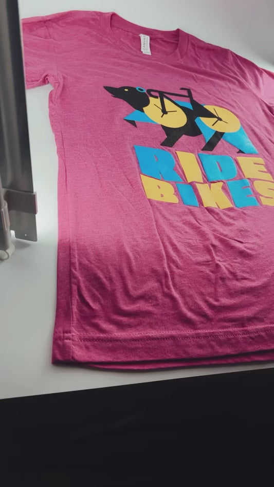 Bikebear Tee - Berry